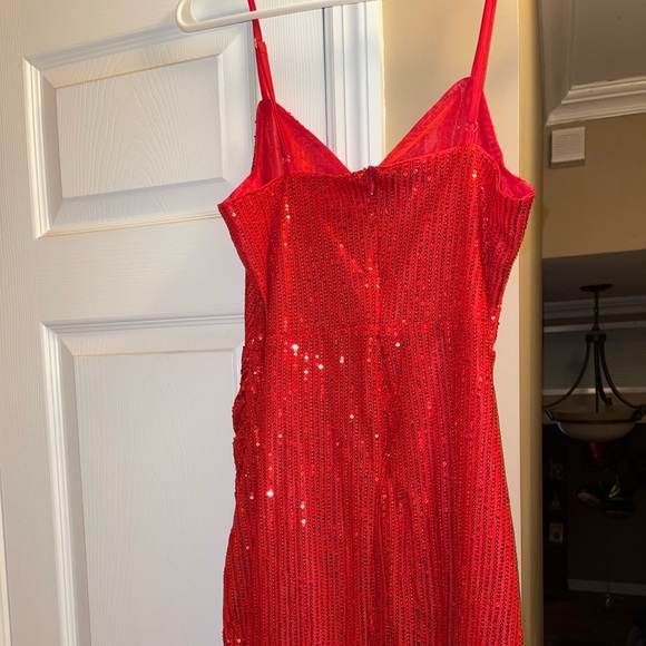 Womens red sequins dress. Size medium. - Picture 3 of 5